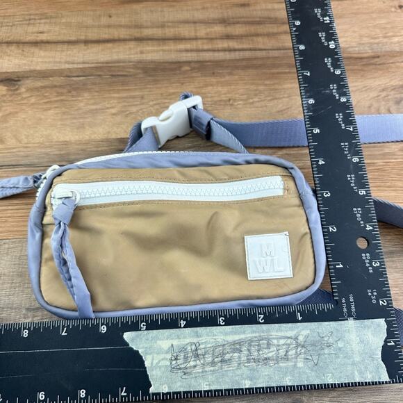 MADEWELL  The Sourced Convertible Belt Bag - Earthen Sand Multicolor - Picture 4 of 9